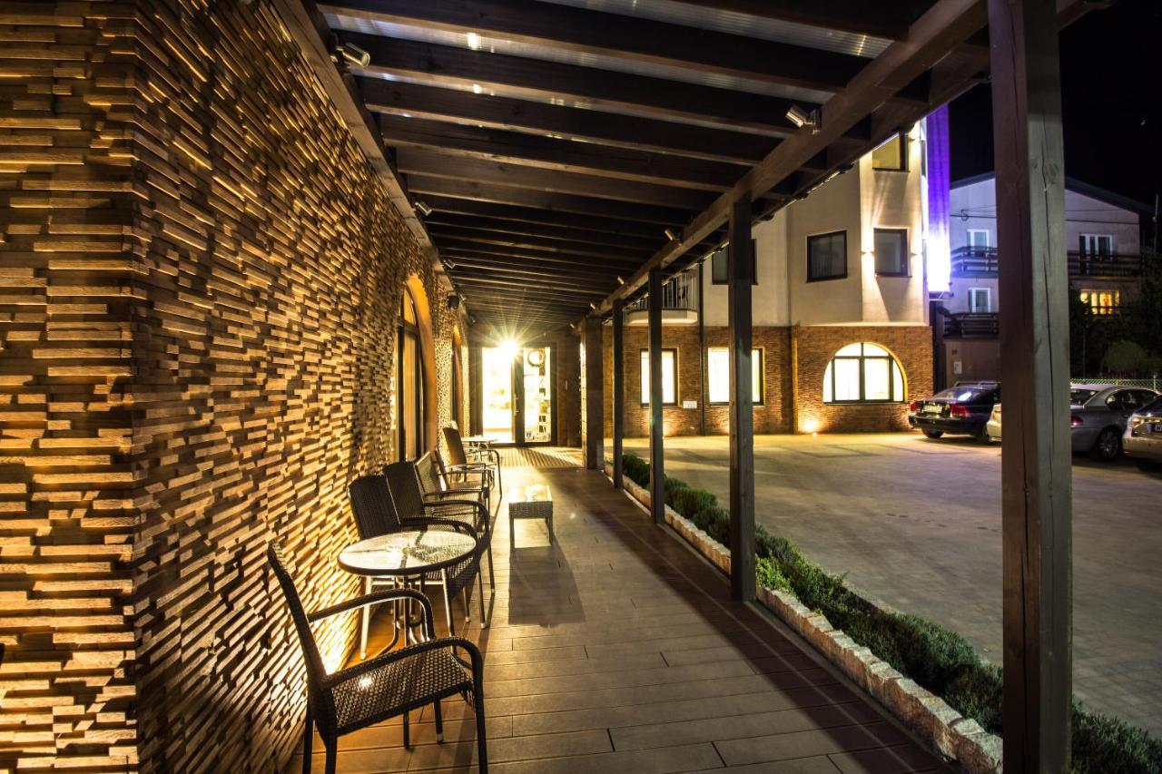 Lawendowy Zdrój - Sanatorium Medyczne&Spa Busko-Zdrój Exterior foto